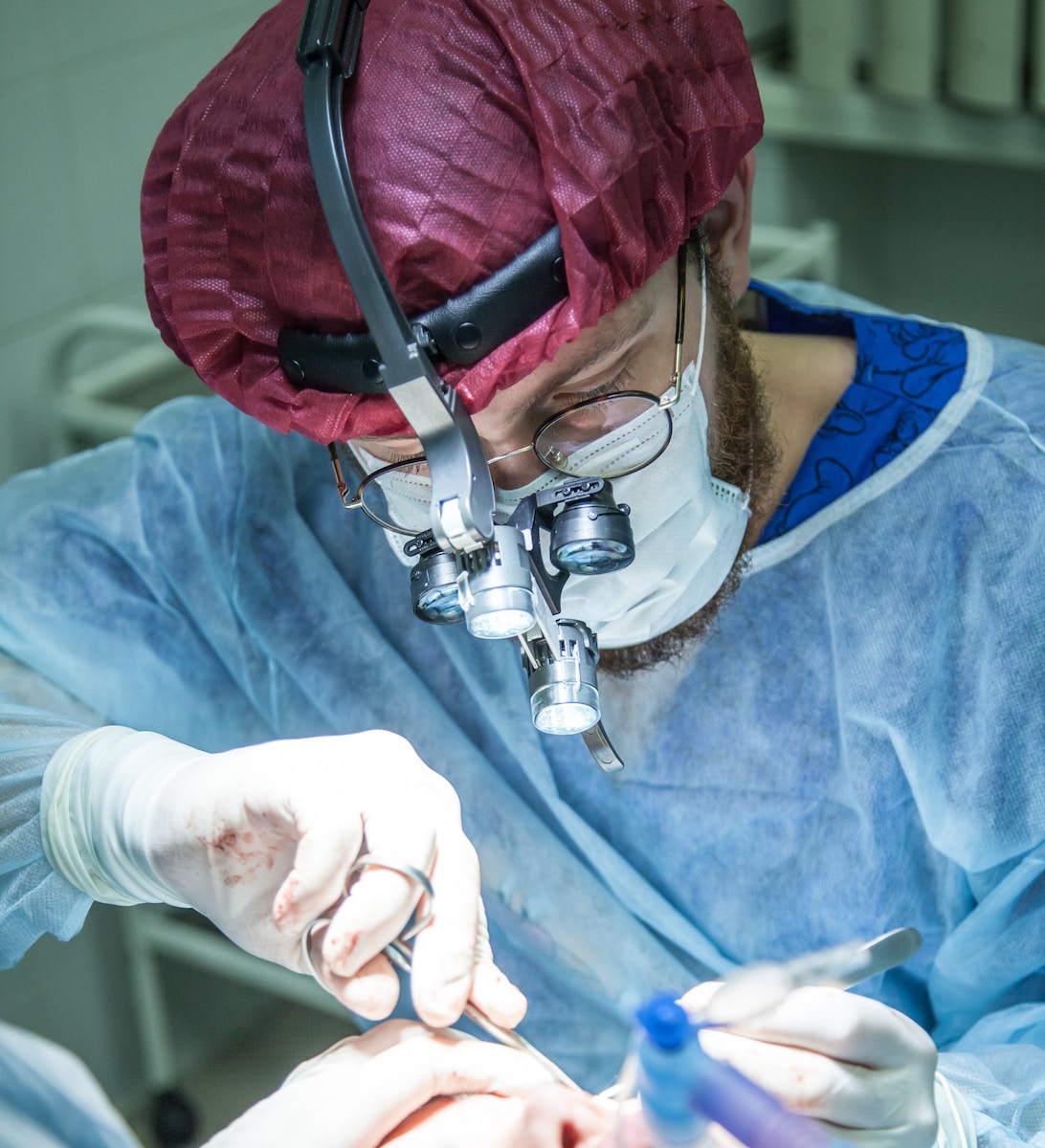 surgeon doing surgery