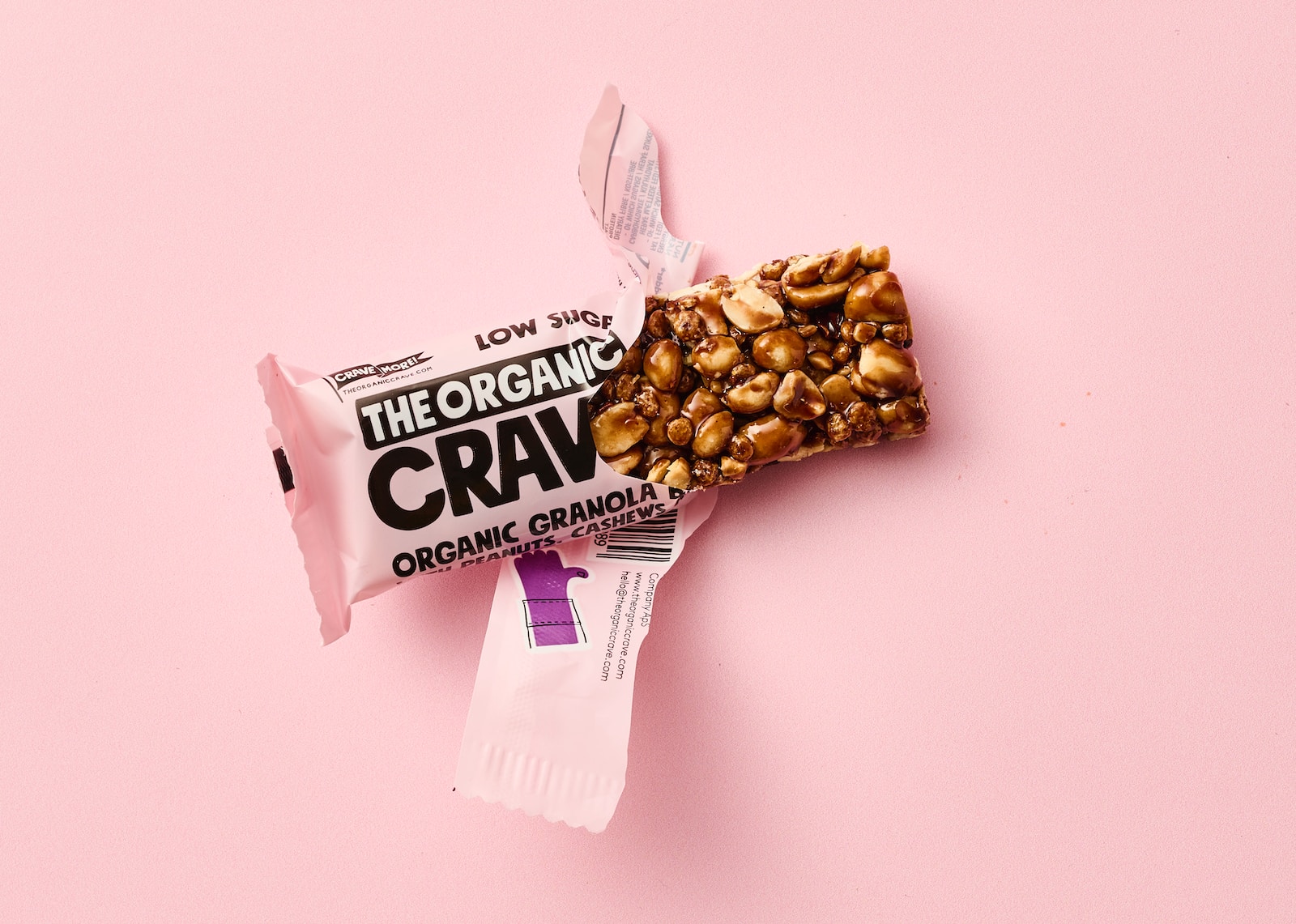 The World's 11 Most Deceptive Foods granola bars