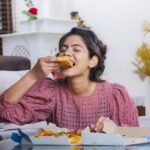 How to Overcome Emotional Eating Using Mindfulness