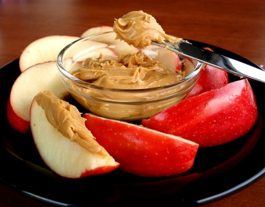 healthy snacks for weight loss apple slices with butter