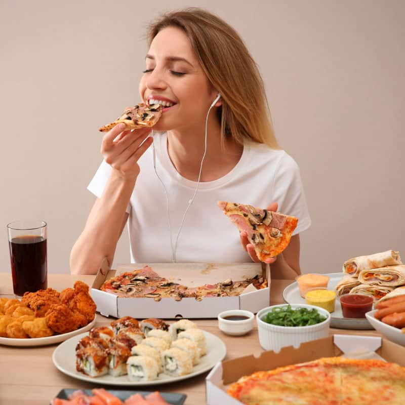 Food advertising and eating behavior link between