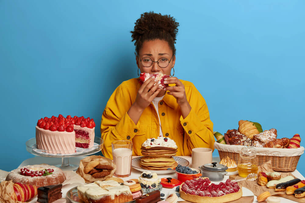 Mindful Eating Helps Prevent Overeating binge eating episodes