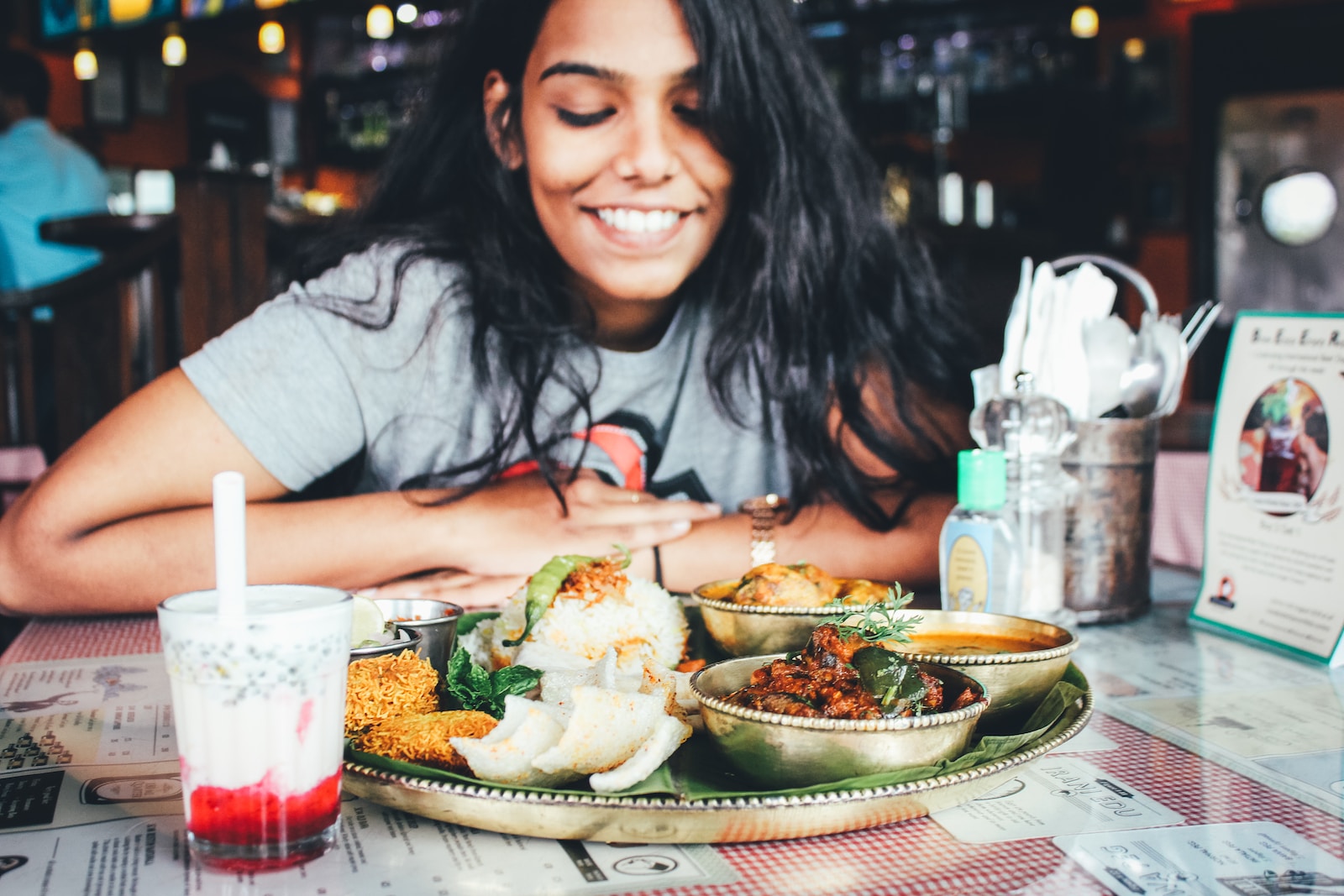 A healthy relationship with food through mindful eating gratitude