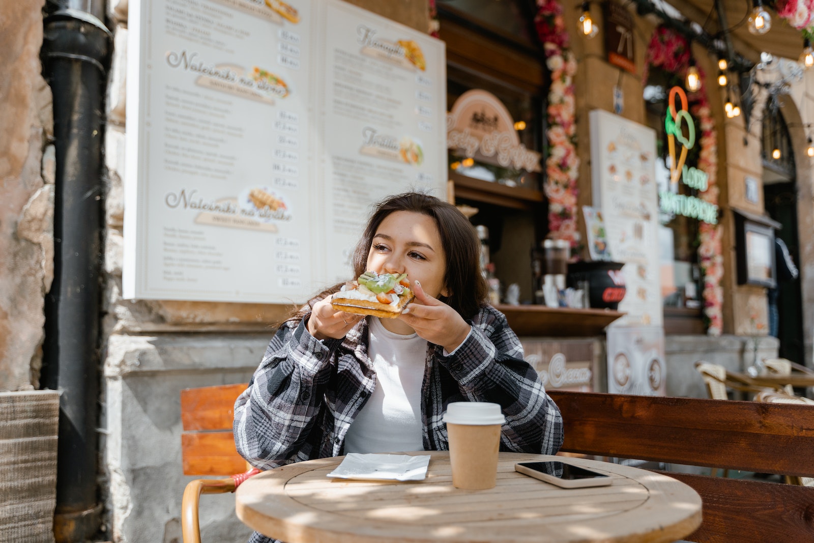 How To Stop Stress Eating girl eating