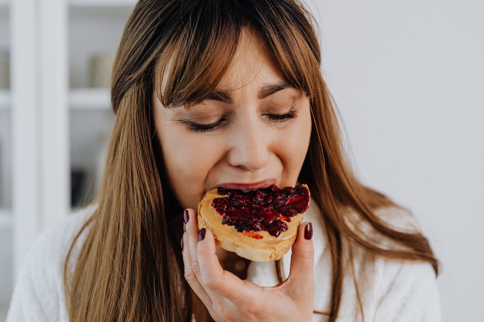 Mindful Eating for Improved Digestion women eating