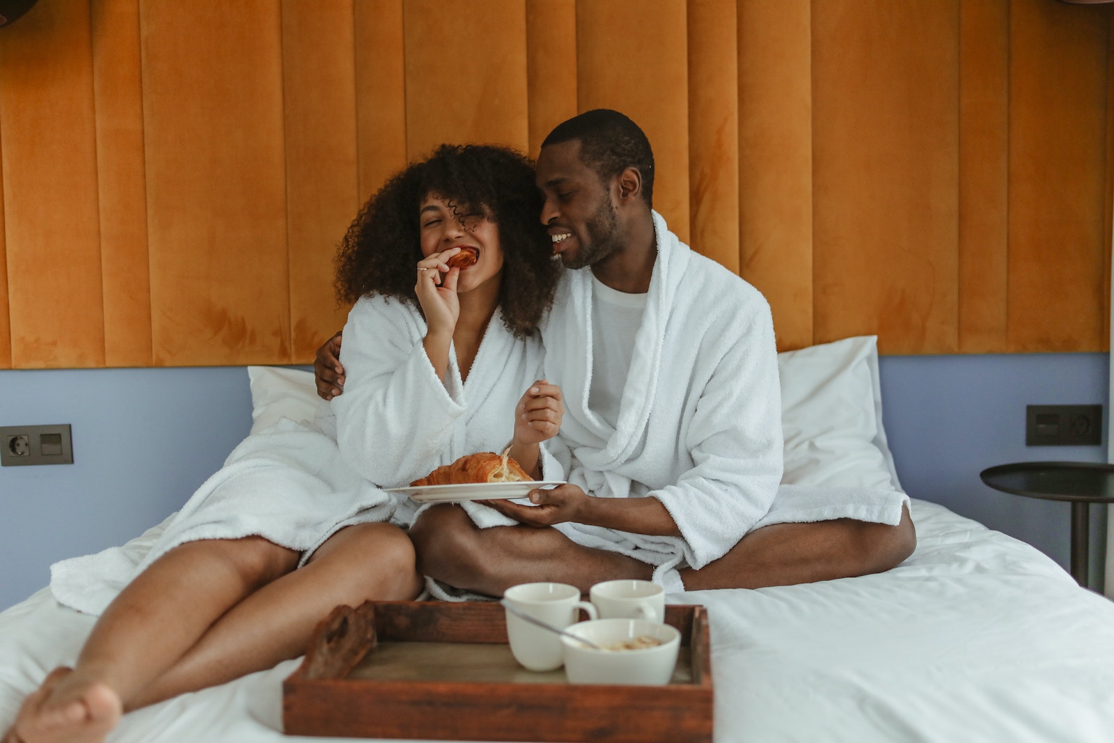 Benefits of Mindful Eating for relationships intimacy