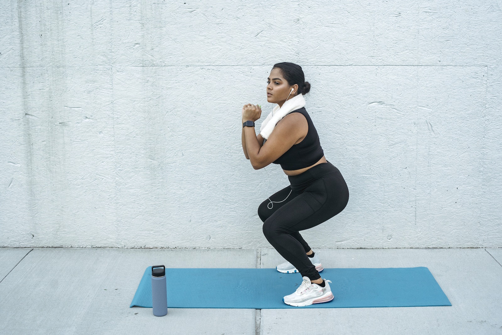 Strength training for women's weight loss squats