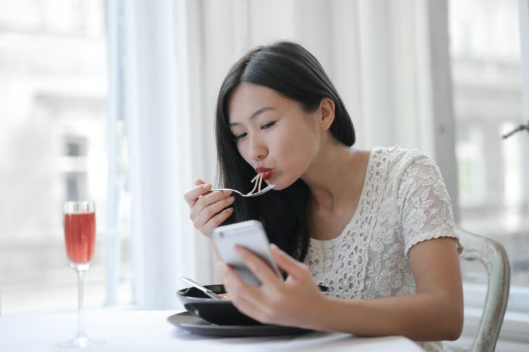 Social media effect on eating disorder